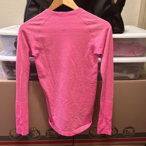 Pink Lululemon top - Picture 9 of 10